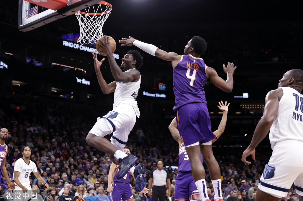 球迷们期待 球迷们期待